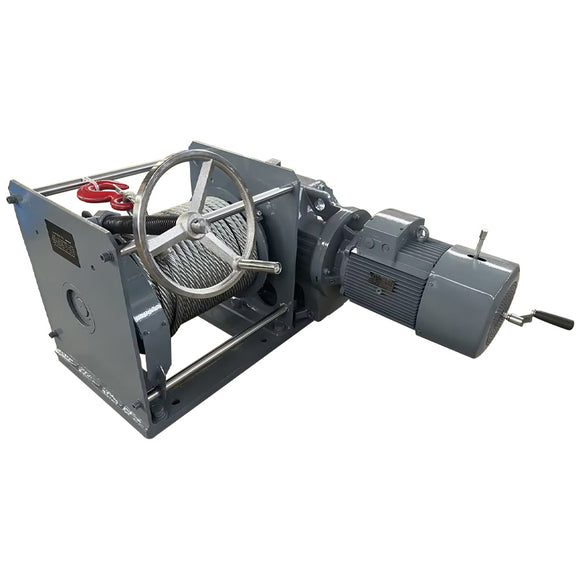 3,200 kg Marine Winch with Electric Drive and Manual Backup